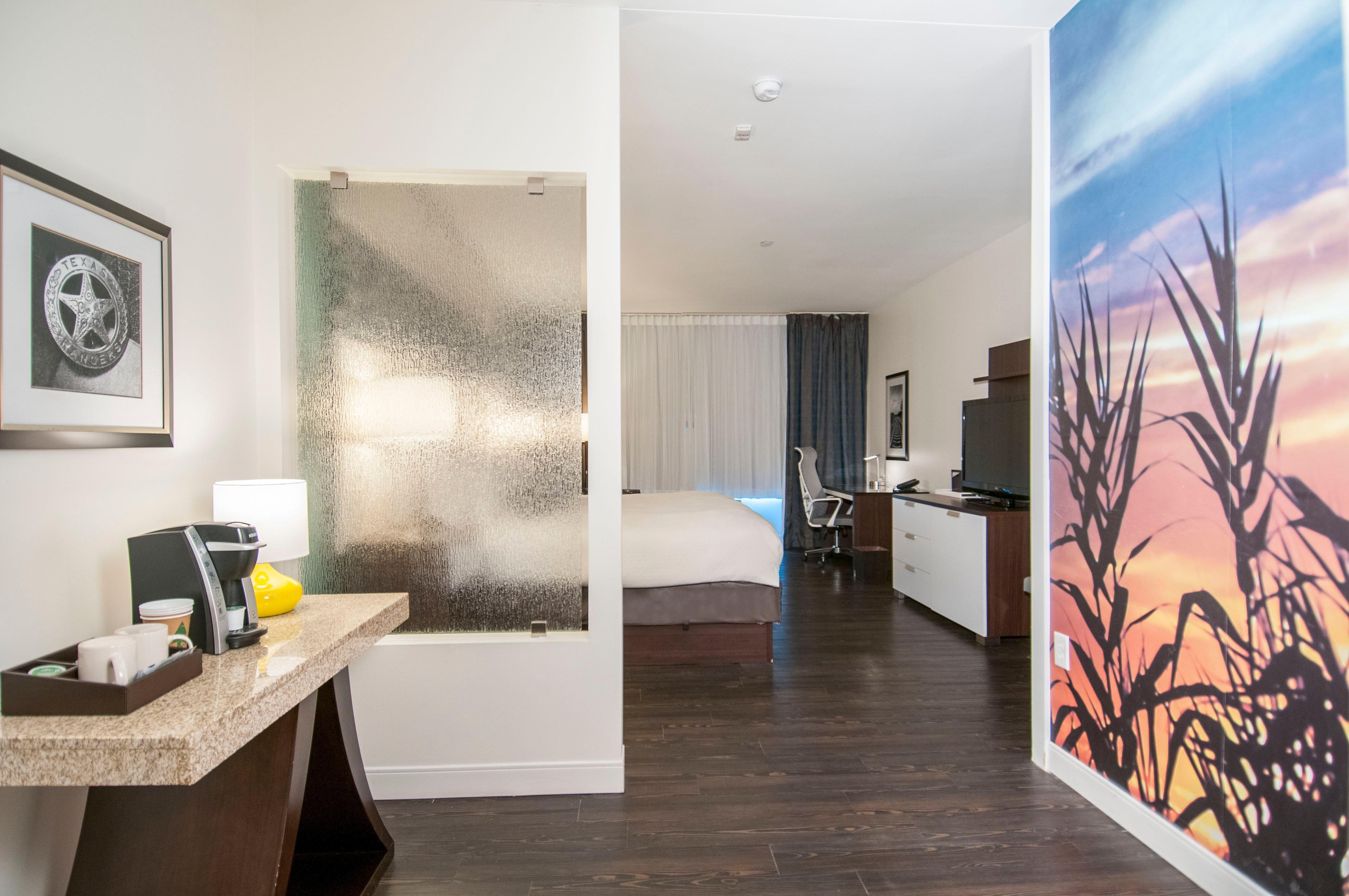 Hotel Indigo Waco By Ihg Bagian luar foto