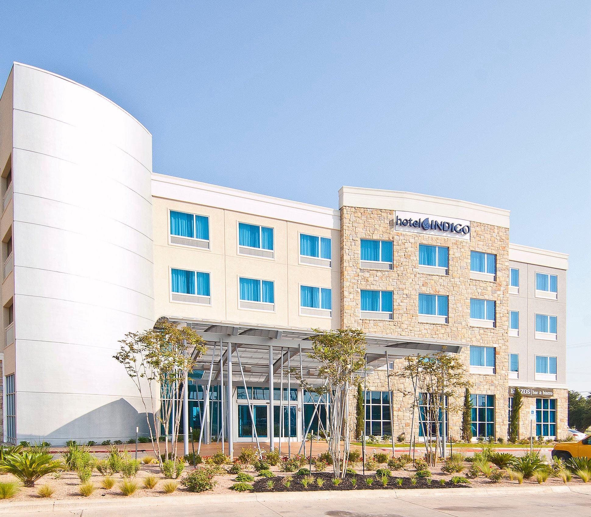 Hotel Indigo Waco By Ihg Bagian luar foto