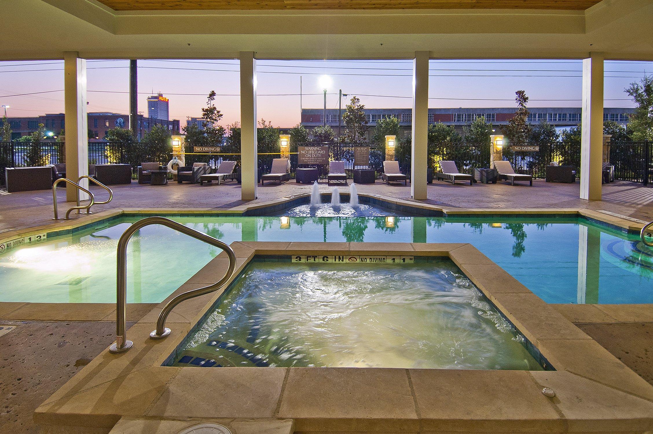 Hotel Indigo Waco By Ihg Bagian luar foto