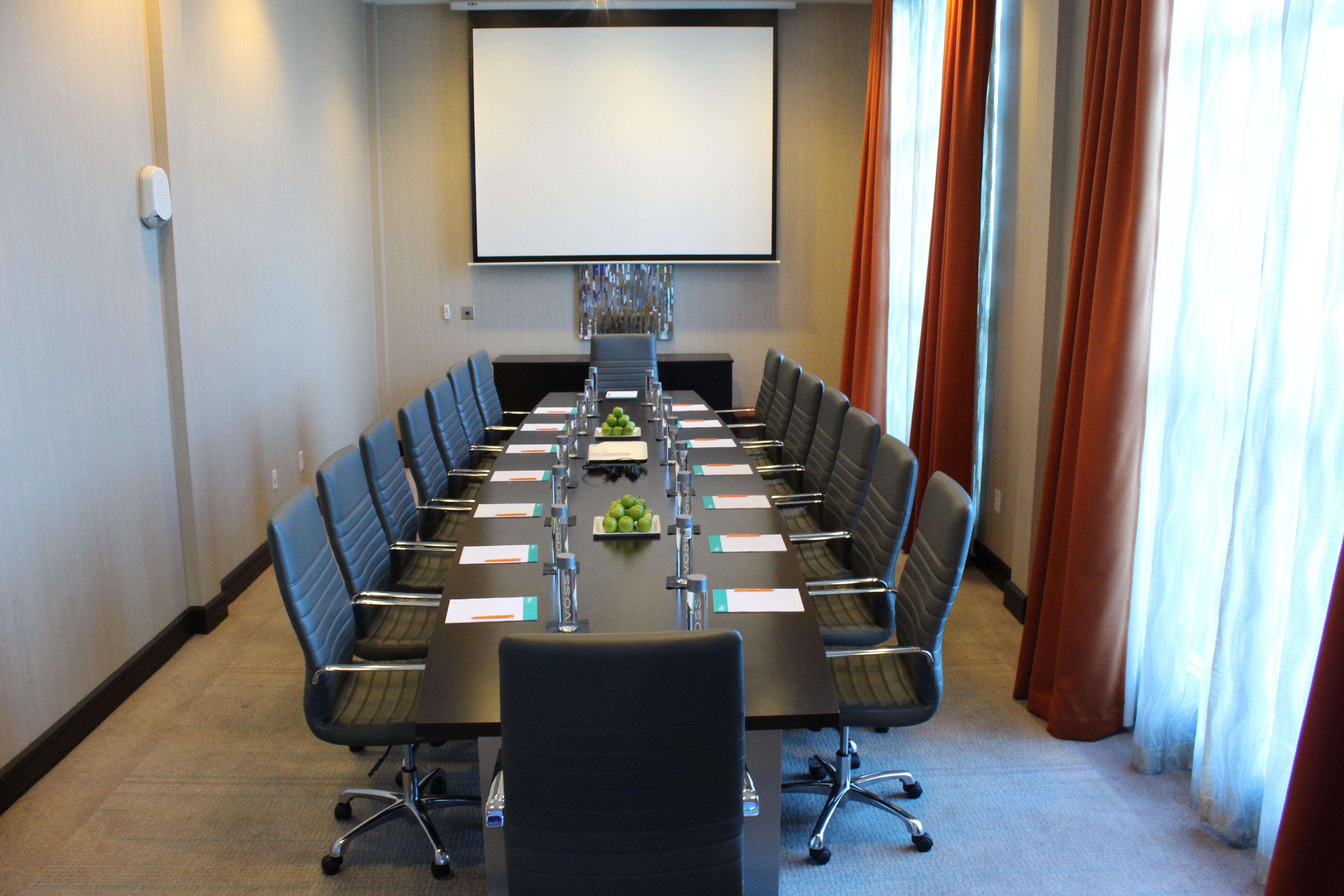 Hotel Indigo Waco By Ihg Bagian luar foto